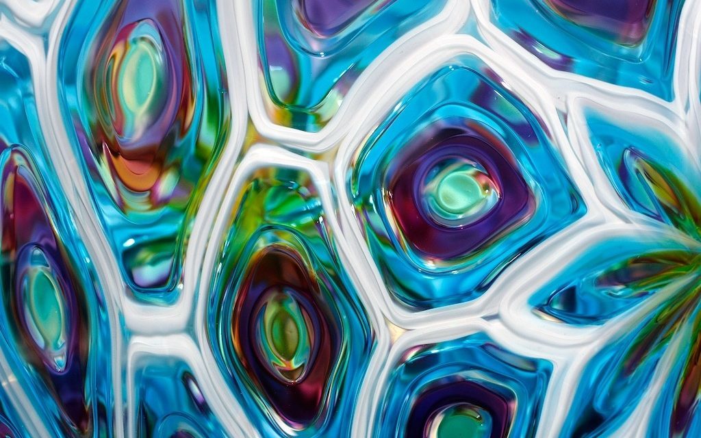 How does the well-known Murano glass come to life?